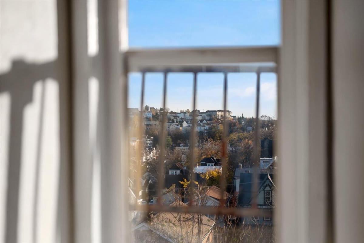 Skyline At Your Door - Studio With A View 피츠버그 외부 사진